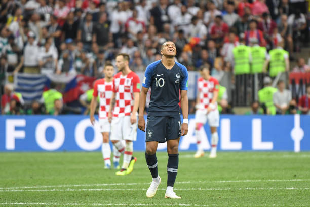 它展示了球 它展示了球