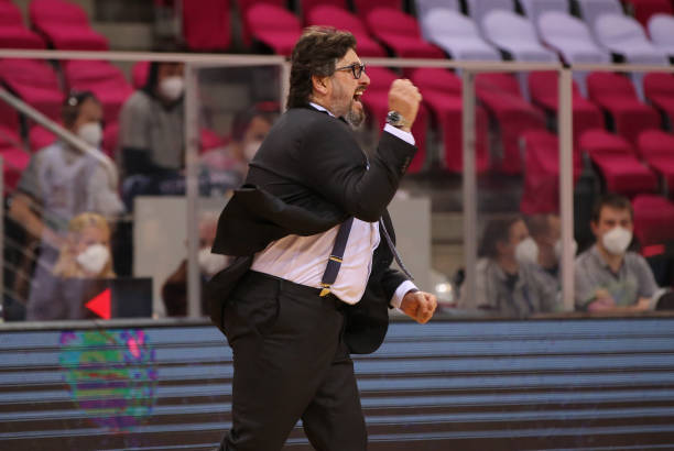 在这背后 在这背后